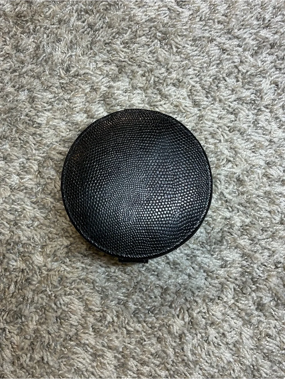 Alfred Design Round Black Leather Jewelry Case Textured Compact Organizer